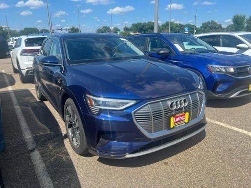 2021 Audi e-tron Premium
