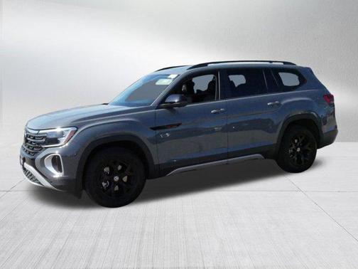 2024 Volkswagen Atlas 2.0T SE w/Technology 4MOTION