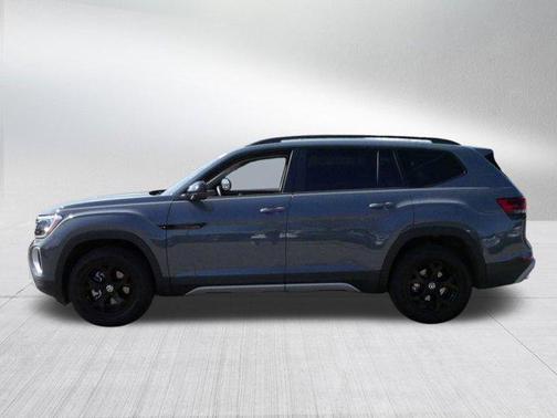 2024 Volkswagen Atlas 2.0T SE w/Technology 4MOTION