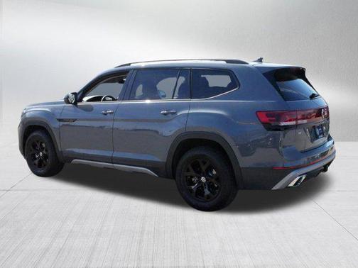 2024 Volkswagen Atlas 2.0T SE w/Technology 4MOTION