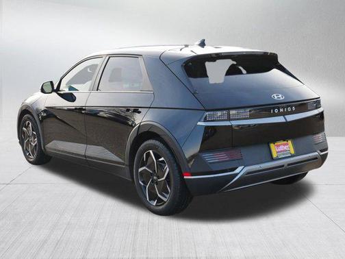 2023 Hyundai IONIQ 5 SE Standard Range