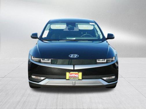 2023 Hyundai IONIQ 5 SE Standard Range