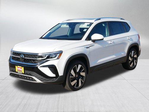 2024 Volkswagen Taos 1.5T SEL
