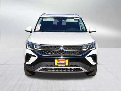 2024 Volkswagen Taos 1.5T SEL