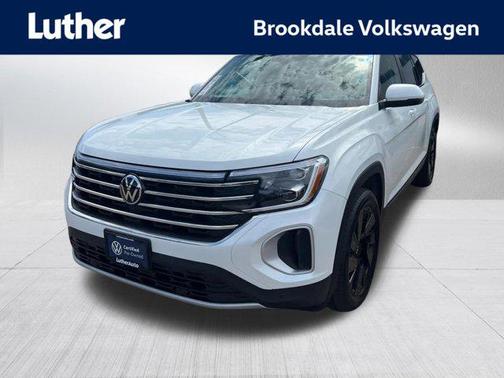 Opal White Pearl 2026 Volkswagen Atlas 2.0T SE w/Technology 4MOTION