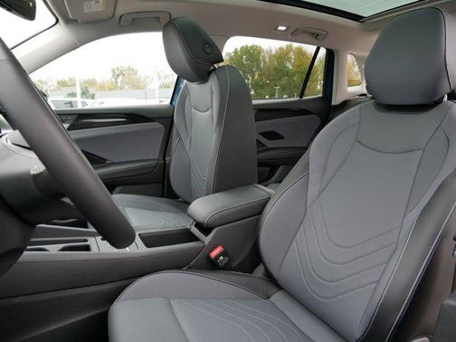 2026 Volkswagen Tiguan 2.0T SE 4MOTION