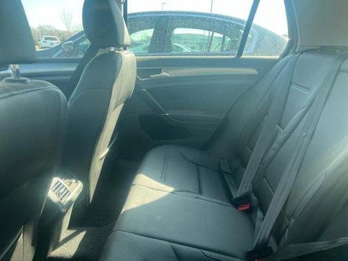 2017 Volkswagen Golf TSI Wolfsburg Edition 4-Door