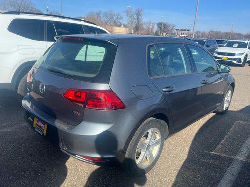 2017 Volkswagen Golf TSI Wolfsburg Edition 4-Door