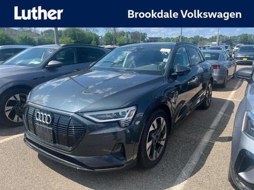 2021 Audi e-tron Premium