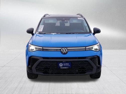 2025 Volkswagen Taos 1.5T SE Black