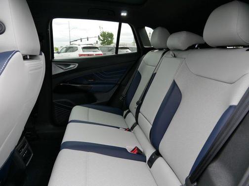 2025 Volkswagen ID.4 Pro S Plus