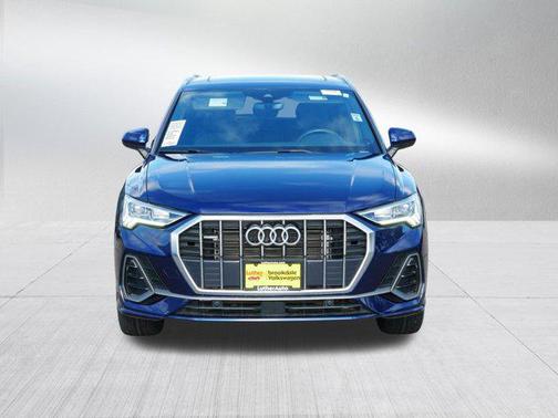 2023 Audi Q3 Premium 45 TFSI S line quattro Tiptronic