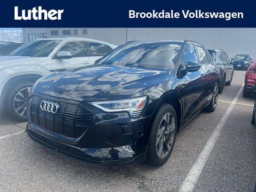 2021 Audi e-tron Premium