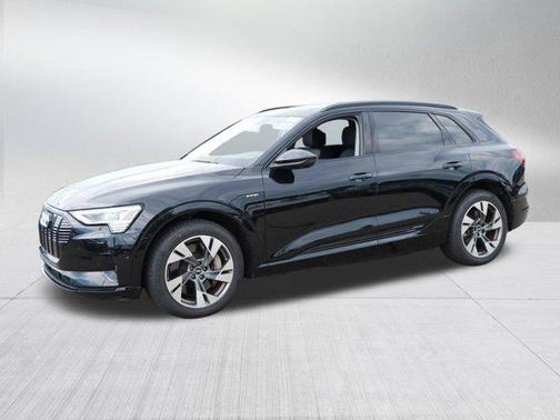 2021 Audi e-tron Premium