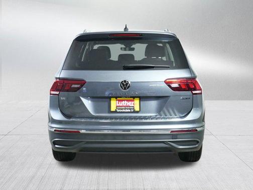 2024 Volkswagen Tiguan 2.0T SE 4MOTION