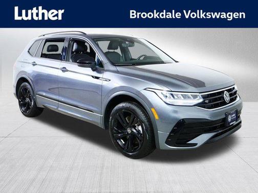 Platinum Gray Metallic 2024 Volkswagen Tiguan 2.0T SE R-Line Black 4MOTION