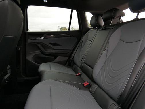 2025 Volkswagen Tiguan 2.0T SE R-Line Black 4MOTION