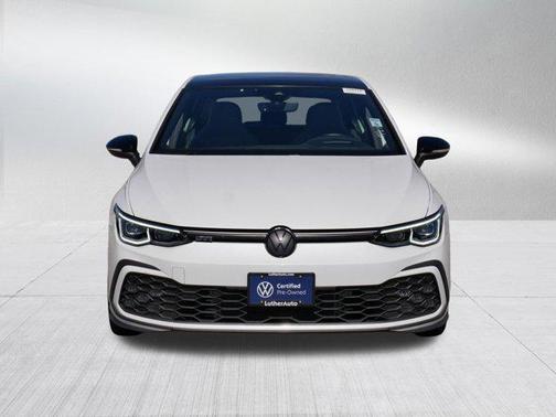 Opal White Pearl/Black Roof 2024 Volkswagen Golf GTI 1.4T TSI