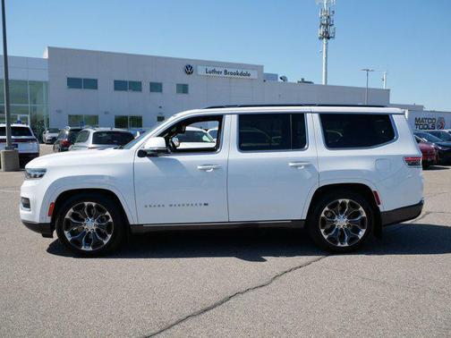 Bright White Clearcoat 2022 Jeep Grand Wagoneer Series I 4x4