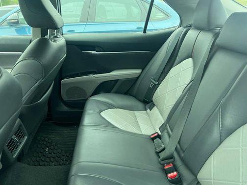 Predawn Gray Mica 2019 Toyota Camry XLE