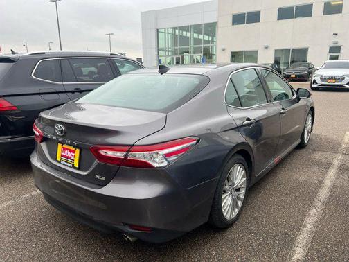 Predawn Gray Mica 2019 Toyota Camry XLE