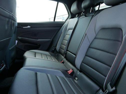 2025 Volkswagen Golf GTI 2.0T S DSG