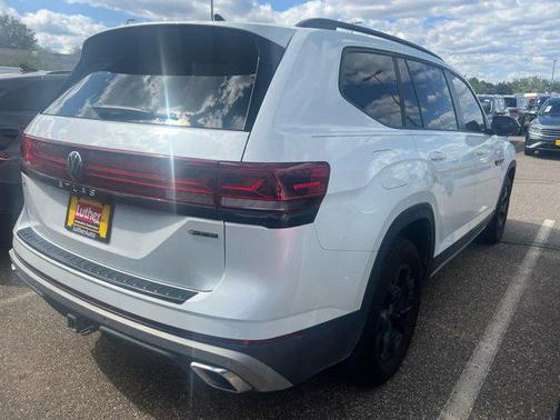 2024 Volkswagen Atlas 2.0T SEL