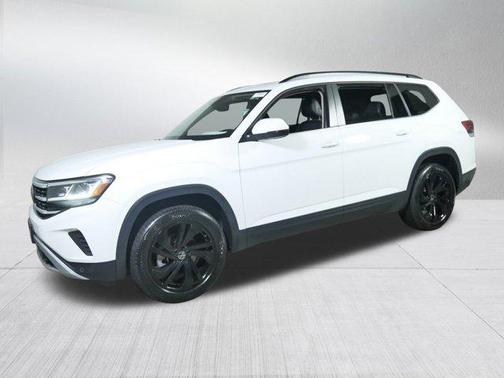 2022 Volkswagen Atlas 3.6L SE w/Technology