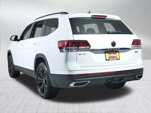 2022 Volkswagen Atlas 3.6L SE w/Technology