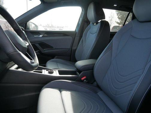 2026 Volkswagen Tiguan 2.0T SE R-Line Black 4MOTION