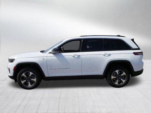 2022 Jeep Grand Cherokee 4xe Base