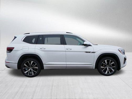 2026 Volkswagen Atlas 2.0T SEL Premium R-Line 4MOTION