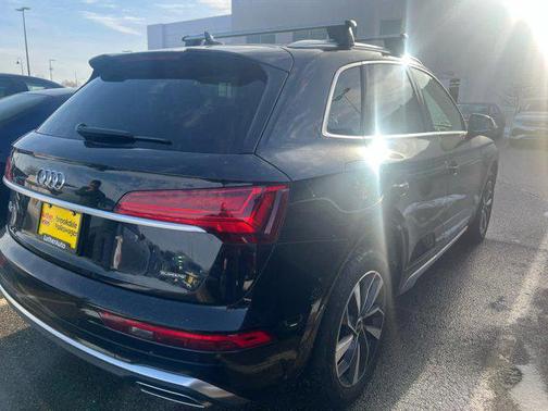 2024 Audi Q5 45 S line Premium Plus