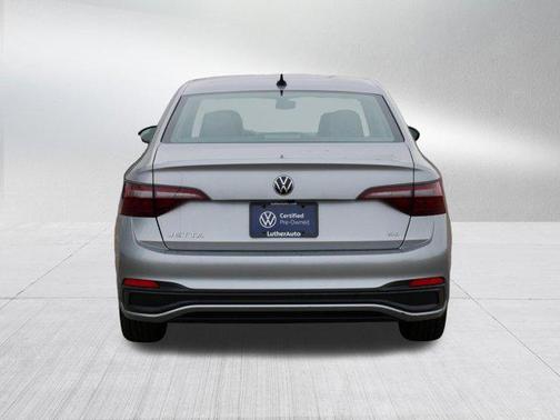 Pyrite Silver Metallic 2024 Volkswagen Jetta 1.5T SE