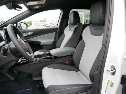 2025 Volkswagen ID.4 AWD Pro