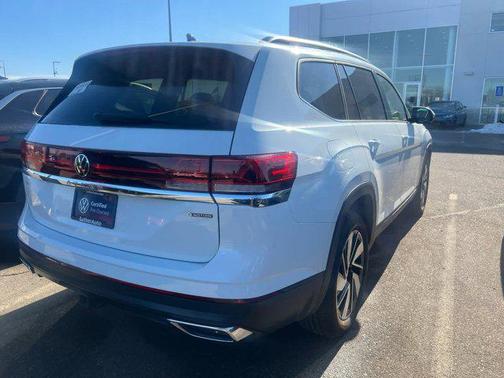 2024 Volkswagen Atlas 2.0T SE w/Technology 4MOTION