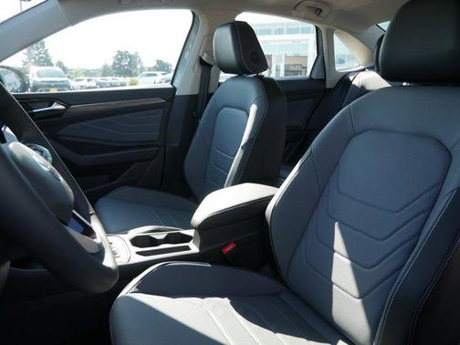 2025 Volkswagen Jetta 1.5T SEL
