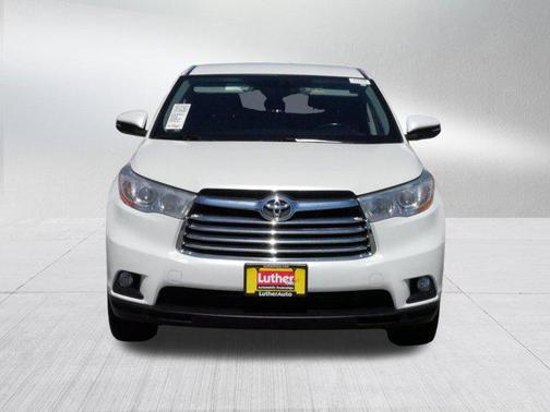 2014 Toyota Highlander LE