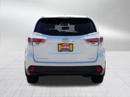 2014 Toyota Highlander LE