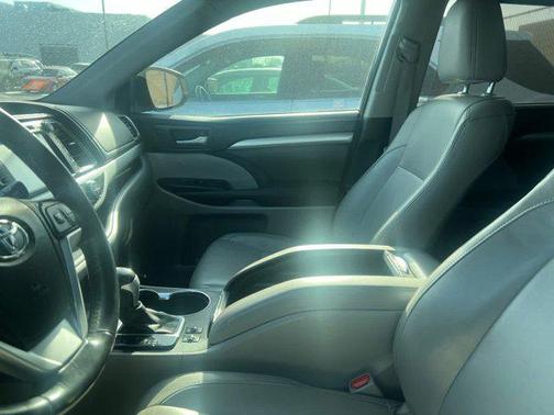 2014 Toyota Highlander XLE