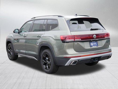 2025 Volkswagen Atlas 2.0T Peak Edition