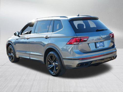 2023 Volkswagen Tiguan 2.0T SE R-Line Black 4MOTION