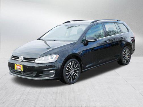 2015 Volkswagen Golf SportWagen TDI SE 4-Door