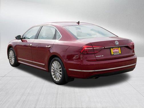 2017 Volkswagen Passat 1.8T SE