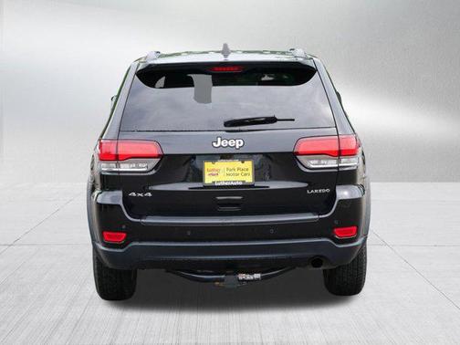 2020 Jeep Grand Cherokee Laredo