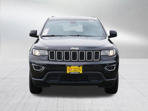 2020 Jeep Grand Cherokee Laredo