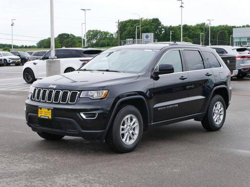 2020 Jeep Grand Cherokee Laredo