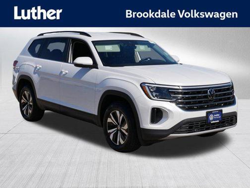 opal white pearl 2026 Volkswagen Atlas 2.0T SE