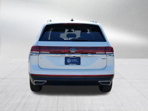 opal white pearl 2026 Volkswagen Atlas 2.0T SE