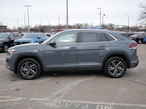 2024 Volkswagen Atlas Cross Sport 2.0T SEL